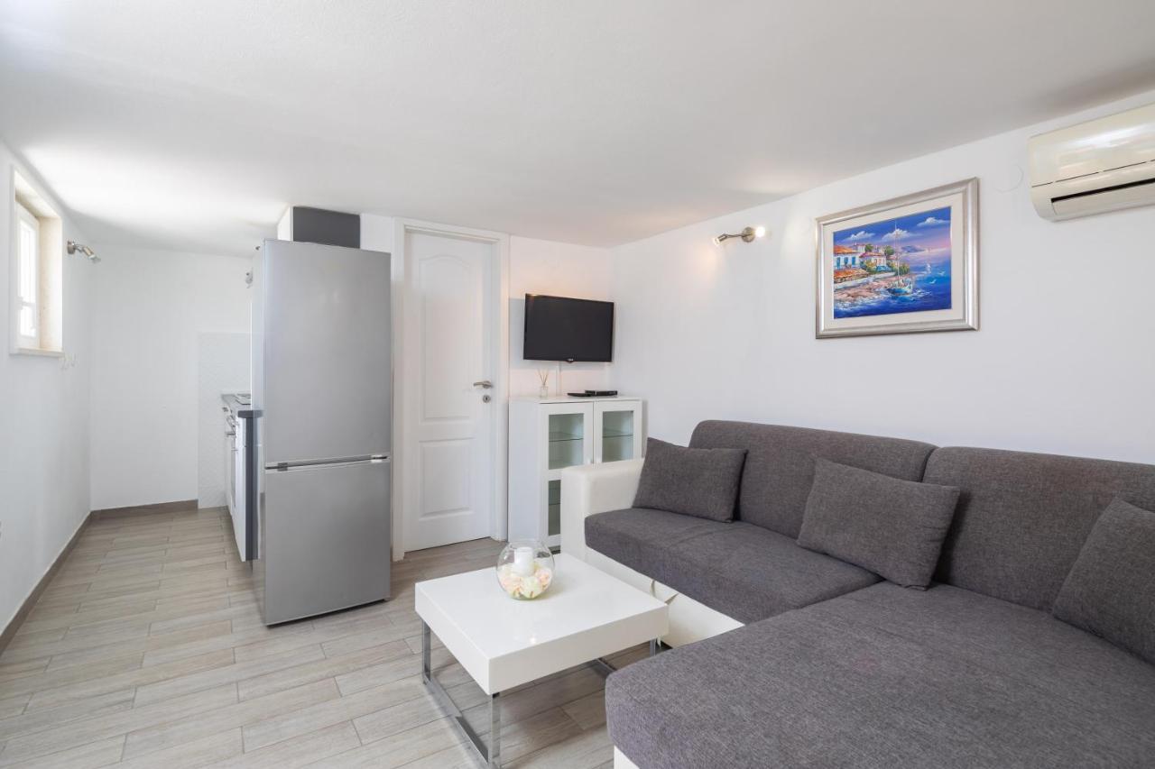 Vila Blanka Apartments Rogoznica  Eksteriør bilde