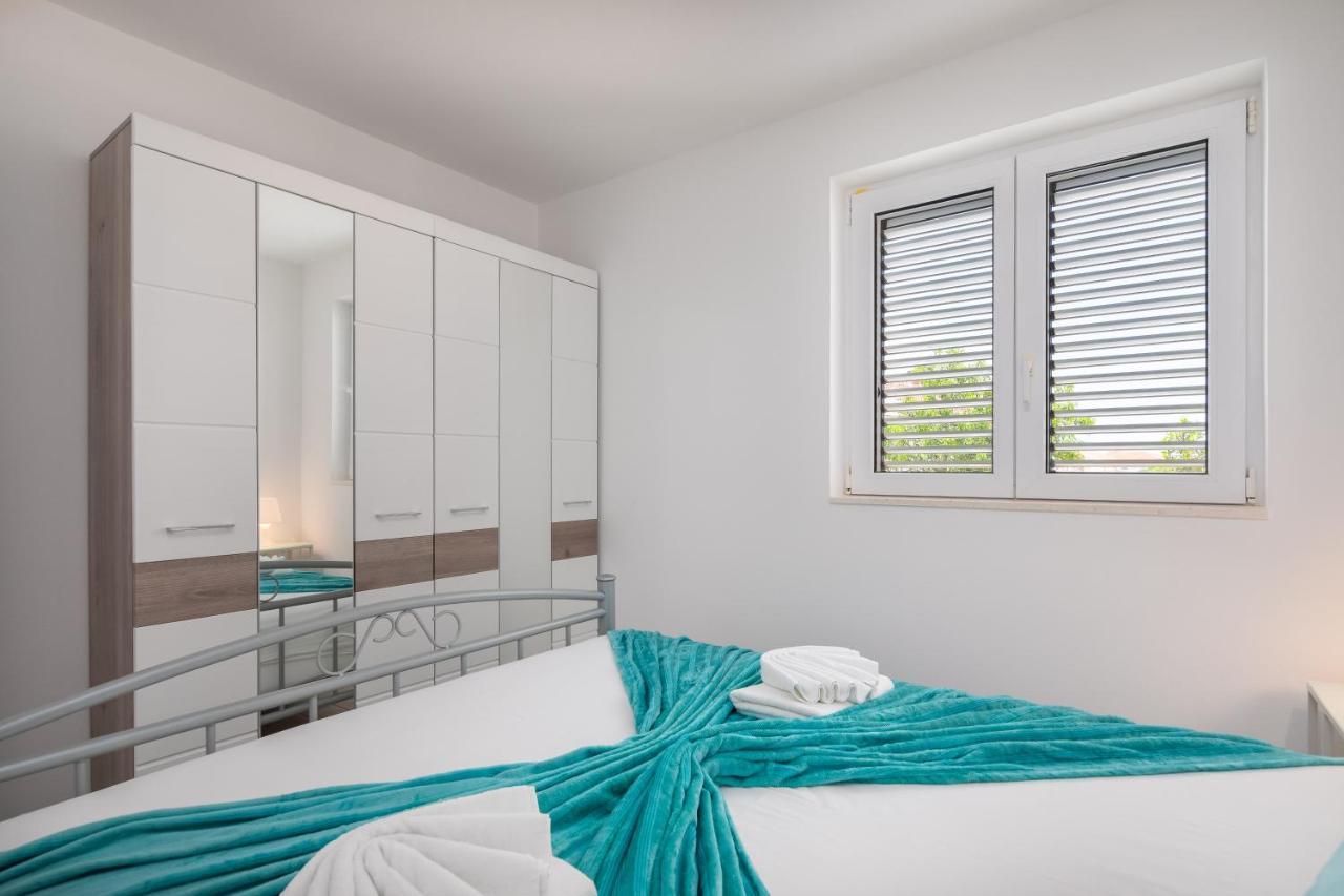 Vila Blanka Apartments Rogoznica  Eksteriør bilde