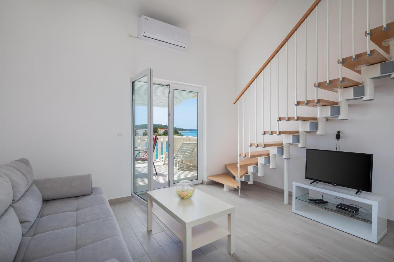 Vila Blanka Apartments Rogoznica  Eksteriør bilde