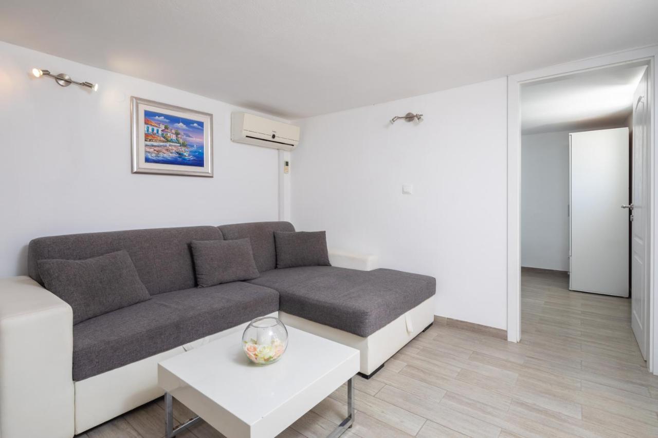 Vila Blanka Apartments Rogoznica  Eksteriør bilde